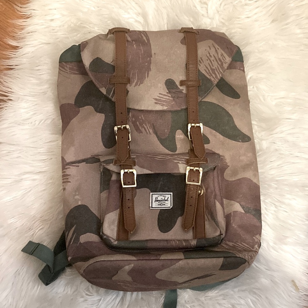 HERSCHEL SUPPLY